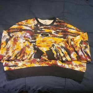 Nike Women's Yellow, Black & Maroon Abstract Crewneck Sweater XL